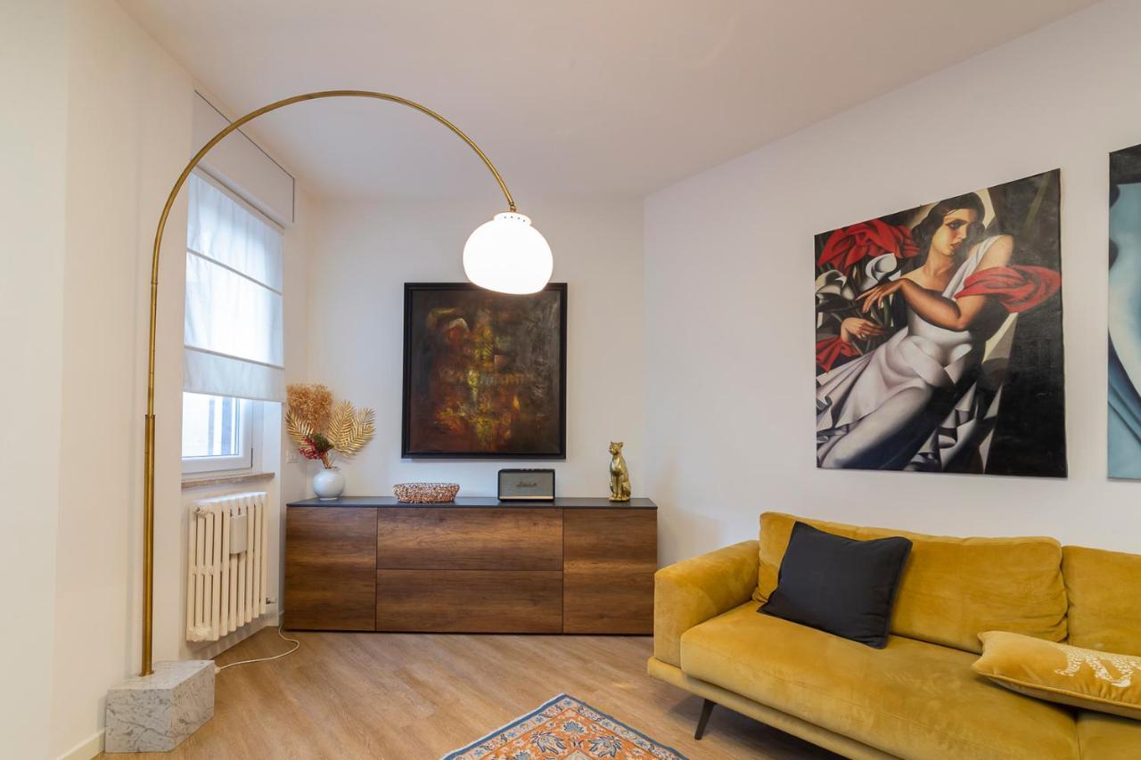 Luxury Apartment Near Navigli - Anemoni 5 Милан Экстерьер фото