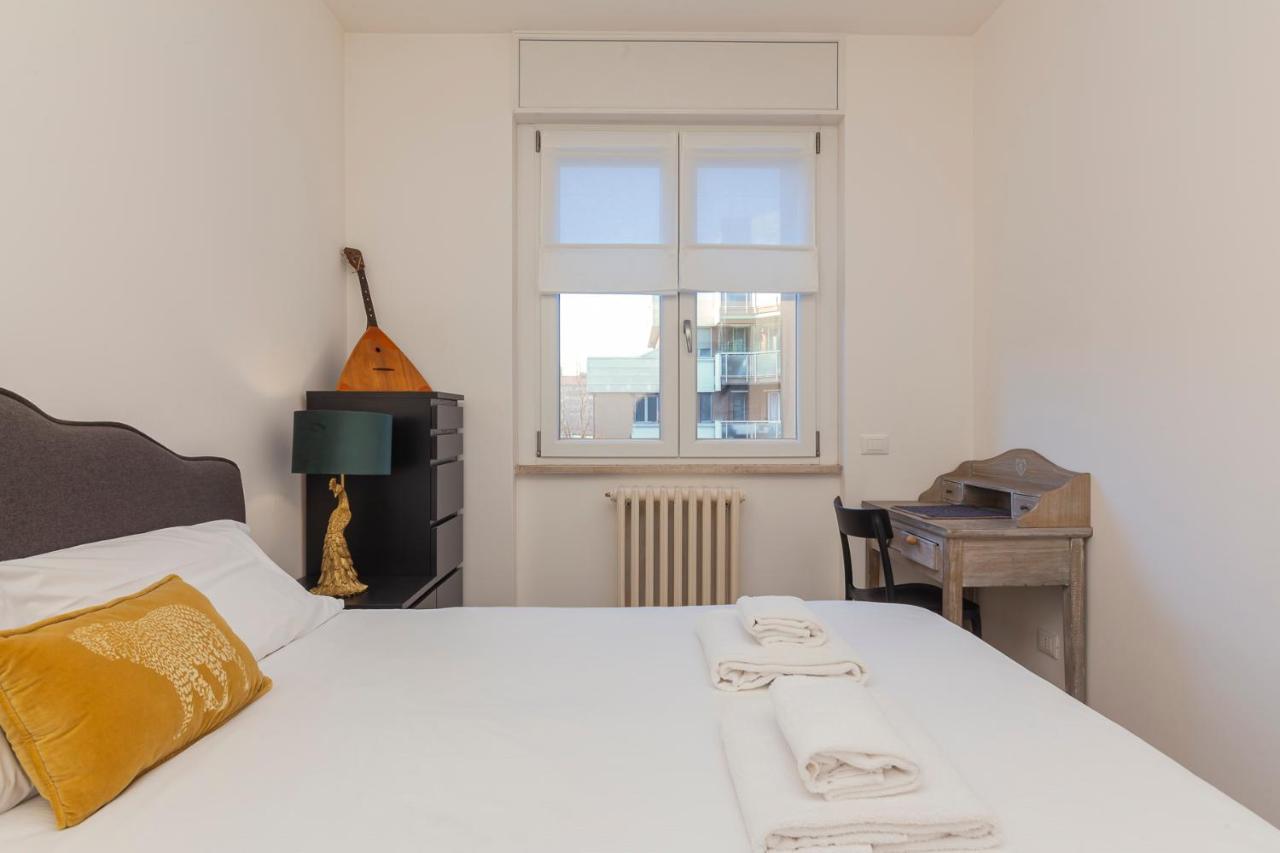Luxury Apartment Near Navigli - Anemoni 5 Милан Экстерьер фото